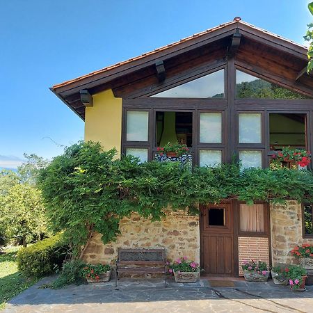 Apartamentos Rurales Los Picos De Redo Camaleno Luaran gambar