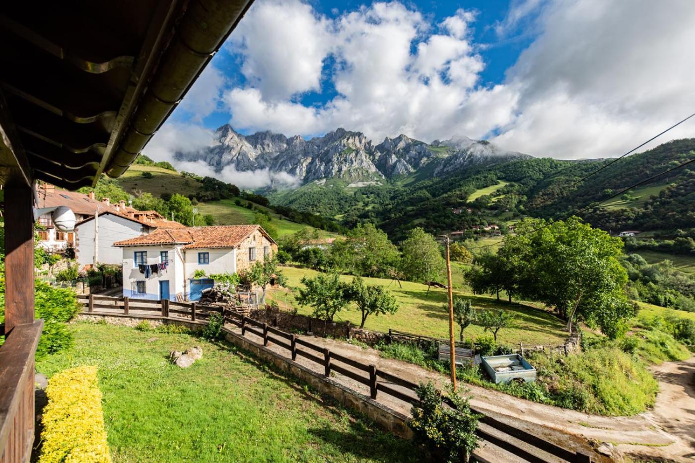 Apartamentos Rurales Los Picos De Redo Camaleno Luaran gambar