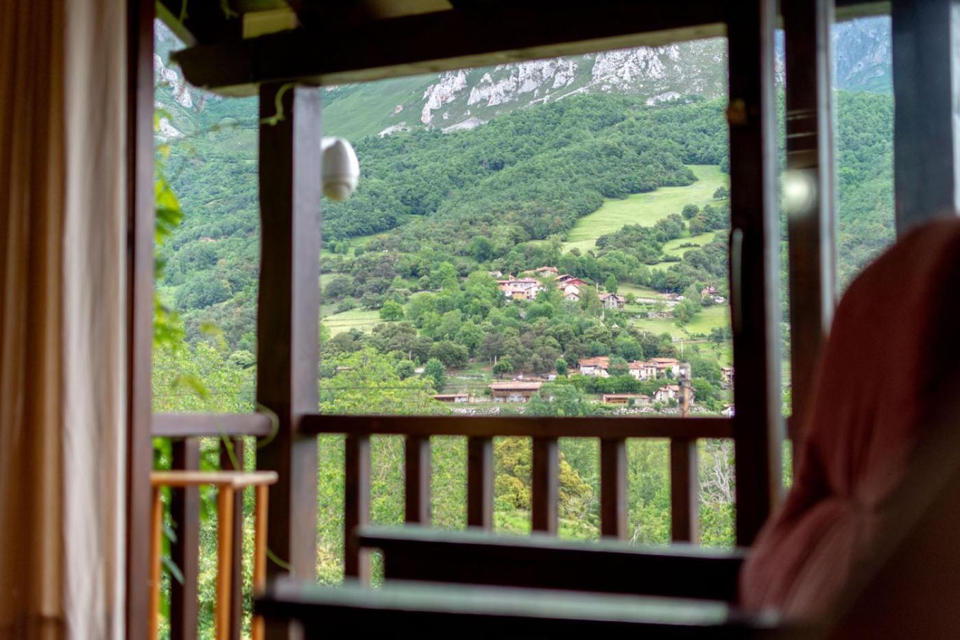 Apartamentos Rurales Los Picos De Redo Camaleno Luaran gambar