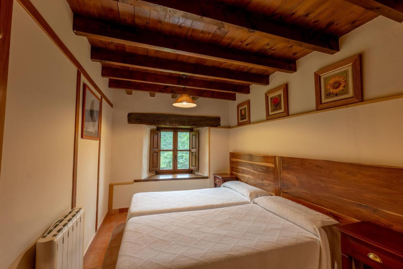 Apartamentos Rurales Los Picos De Redo Camaleno Luaran gambar