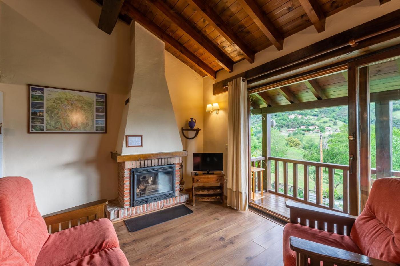 Apartamentos Rurales Los Picos De Redo Camaleno Luaran gambar